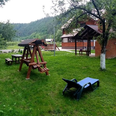 Livada Amely Hotel Gales Buitenkant foto