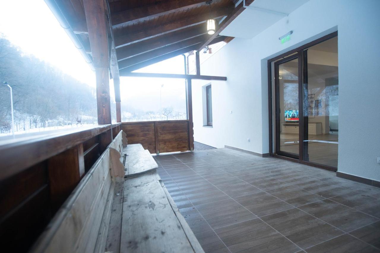 Livada Amely Hotel Gales Buitenkant foto