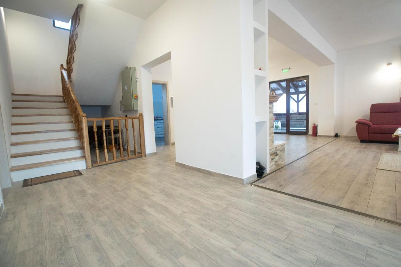 Livada Amely Hotel Gales Buitenkant foto