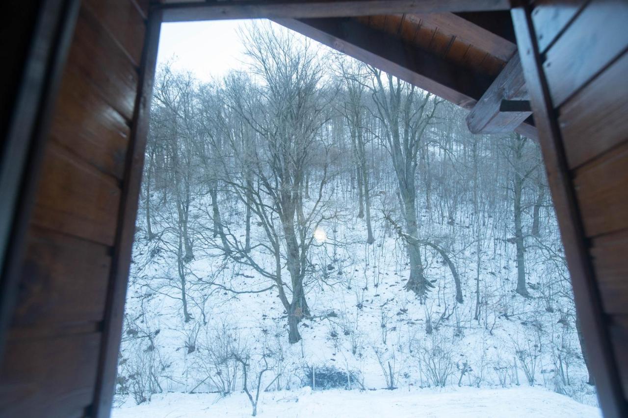 Livada Amely Hotel Gales Buitenkant foto