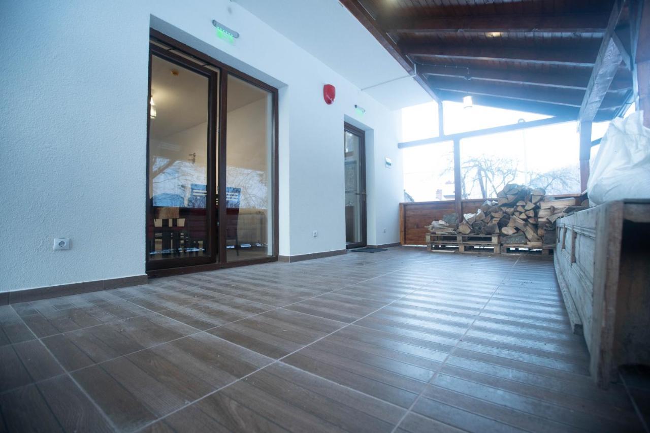 Livada Amely Hotel Gales Buitenkant foto