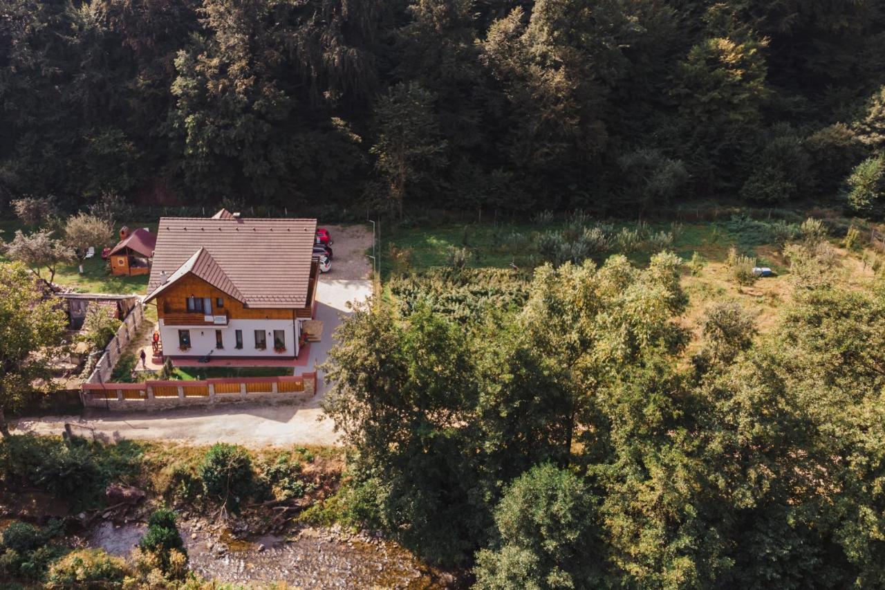 Livada Amely Hotel Gales Buitenkant foto